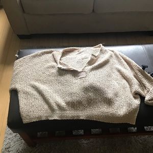Sweater oversized and short sleeve. Comfy